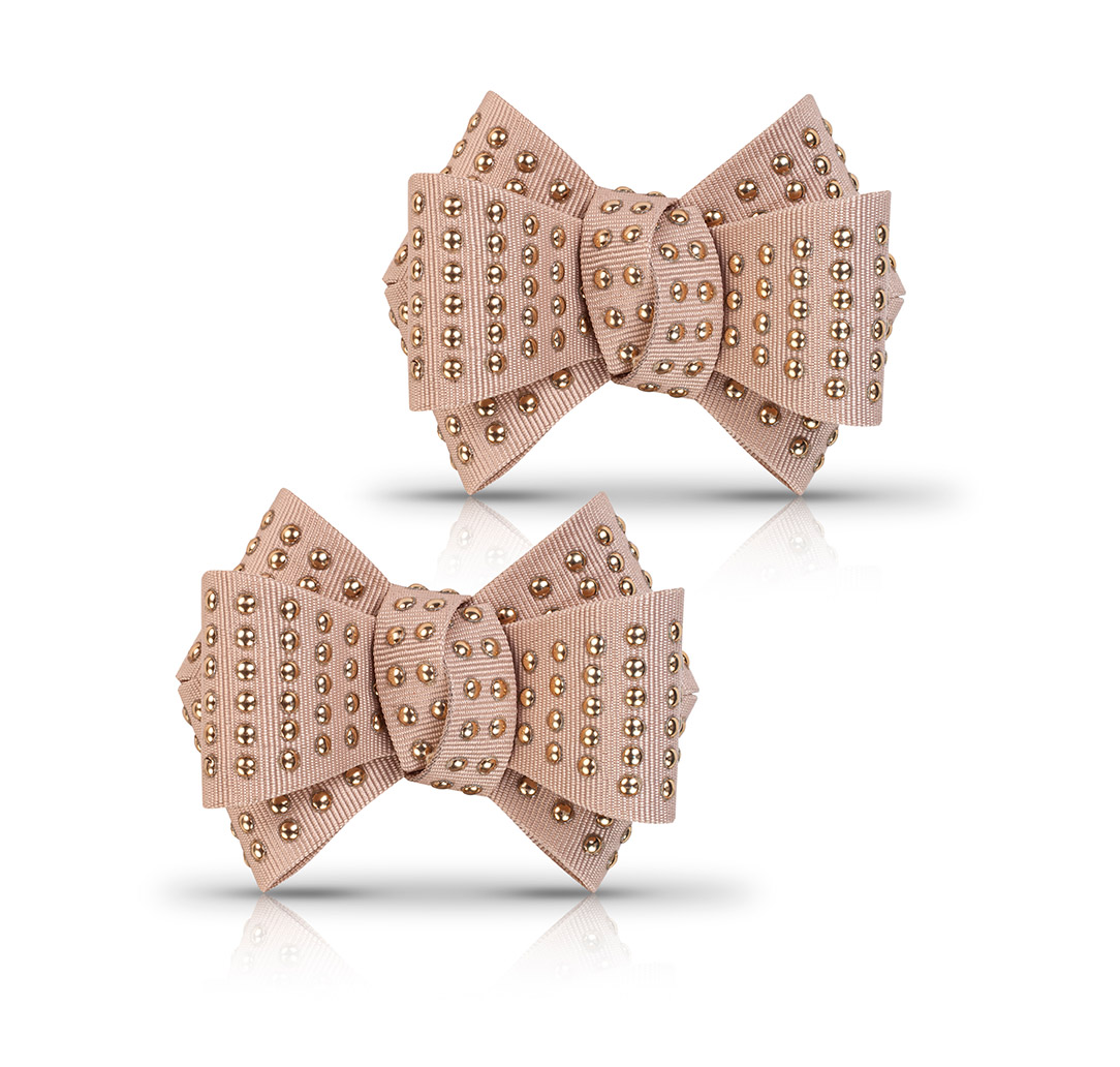 Shapen kenkäkoriste niiteillä ballerinakenkiin - Image 2