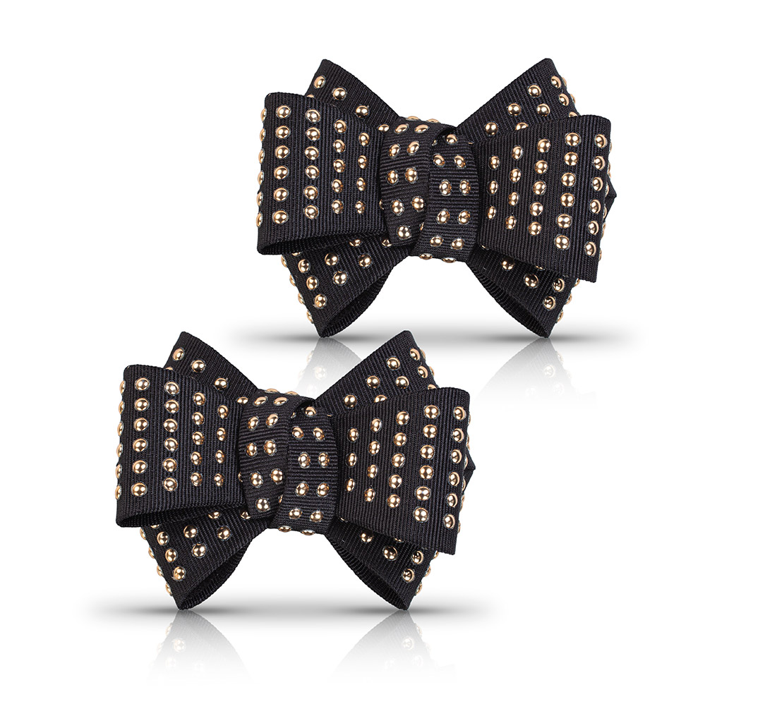 Shapen kenkäkoriste niiteillä ballerinakenkiin